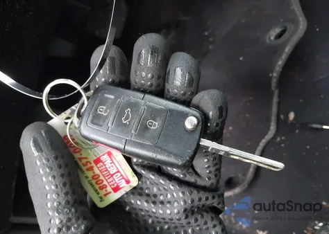 2004 Volkswagen Jetta Gls 2.0L z USA, uszkodzony, nr VIN 3VWSA69MX4M111637